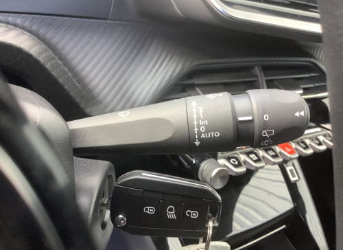 Peugeot 2008 Nouveau 100 S&S BVM6 Allure