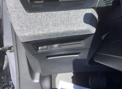 Peugeot 3008 Nouveau Hybrid 136 e-DCS6 Allure