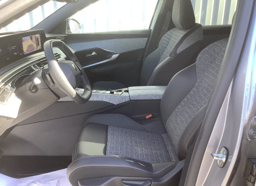 Peugeot 3008 Nouveau Hybrid 136 e-DCS6 Allure