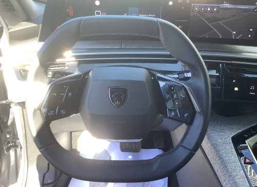 Peugeot 3008 Nouveau Hybrid 136 e-DCS6 Allure