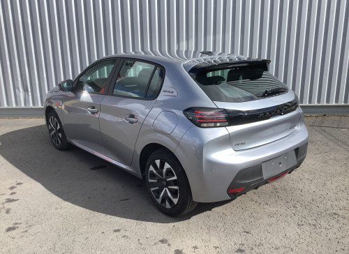 Peugeot 208 Nouvelle Hybrid 100 e-DCS6 Style