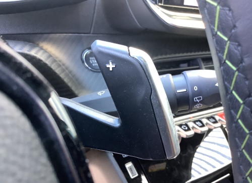 Peugeot 2008 Nouveau Hybrid 145 e-DCS6 GT