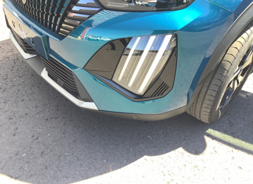 Peugeot 2008 Nouveau Hybrid 145 e-DCS6 GT