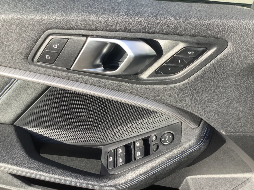 BMW SERIE 1 F40 118d 150 ch BVA8 M Sport