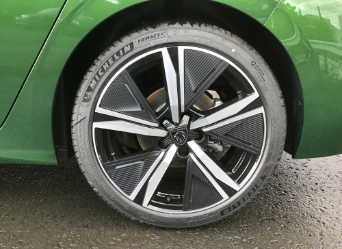 Peugeot 308 Nouvelle PureTech 130ch S&S EAT8 GT