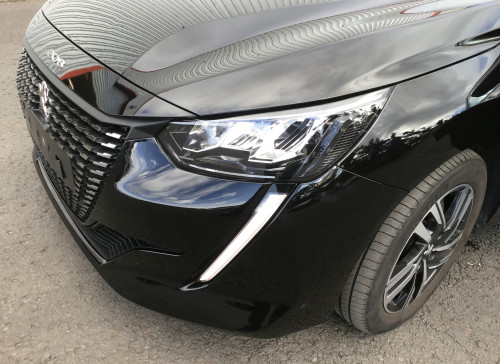 Peugeot 208 PureTech 100 S&S EAT8 Allure