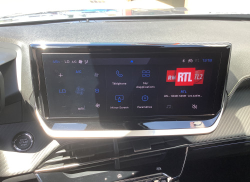 Peugeot 2008 Nouveau Hybrid 145 e-DCS6 GT