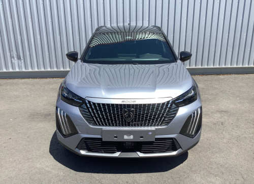 Peugeot 2008 Nouveau Hybrid 145 e-DCS6 GT