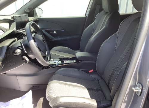 Peugeot 2008 Nouveau Hybrid 145 e-DCS6 GT