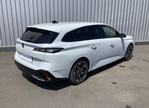 Peugeot 308 SW Hybrid 145 e-DCS6 Allure