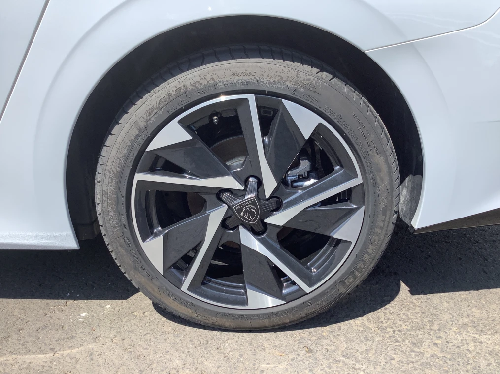 Peugeot 308 SW Hybrid 145 e-DCS6 Allure
