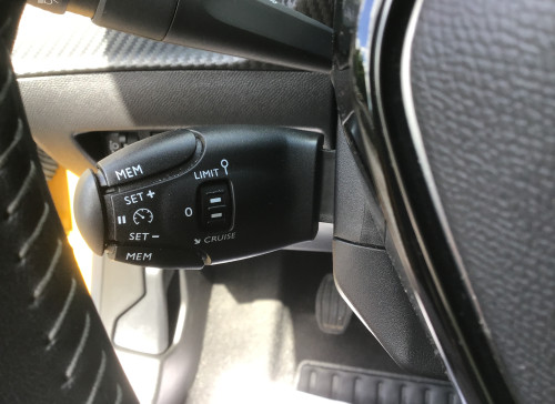 Peugeot 208 PureTech 100 S&S BVM6 Allure