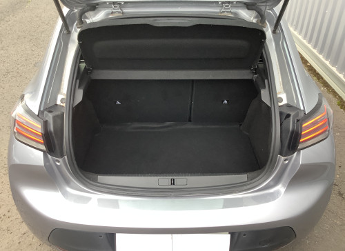 Peugeot 208 Nouvelle PureTech 100 S&S BVM6 Active