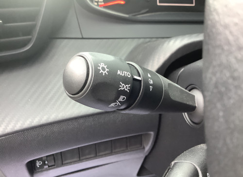 Peugeot 208 Nouvelle PureTech 100 S&S BVM6 Active