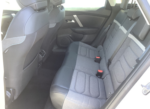 Citroën C4 Hybride 136 e-DCS6 Plus