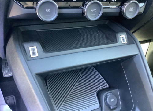 Citroën C4 Hybride 136 e-DCS6 Plus