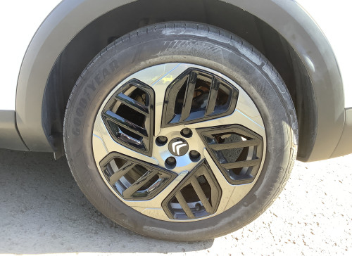 Citroën C4 Hybride 136 e-DCS6 Plus