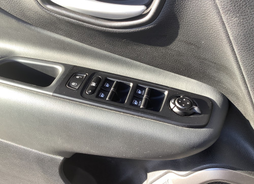 Jeep RENEGADE Nouveau 1.5 Turbo T4 130 ch BVR7 e-Hybrid Altitude