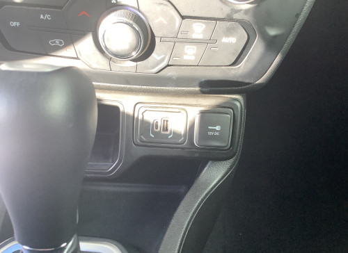 Jeep RENEGADE Nouveau 1.5 Turbo T4 130 ch BVR7 e-Hybrid Altitude