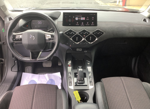 DS DS 3 Nouveau PureTech 130 EAT8 Performance Line