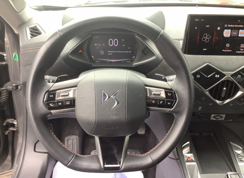 DS DS 3 Nouveau PureTech 130 EAT8 Performance Line
