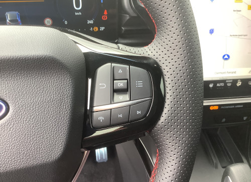Ford PUMA Nouveau 1.0 EcoBoost 125 ch mHEV S&S Powershift ST-Line