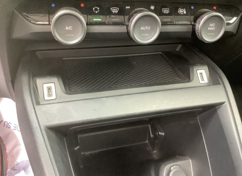 Citroën C4 Hybride 136 e-DCS6 Plus