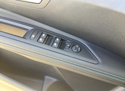 Peugeot 3008 Hybrid 136 e-DCS6 Allure Pack