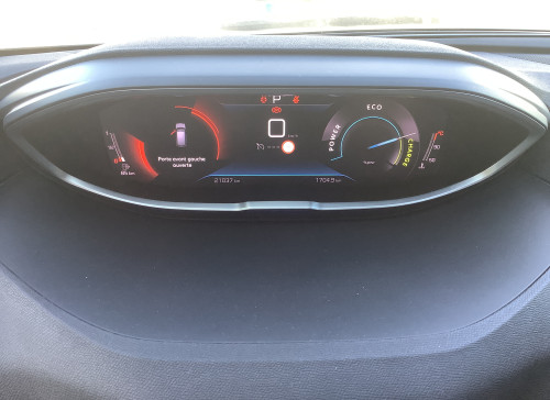Peugeot 3008 Hybrid 136 e-DCS6 Allure Pack