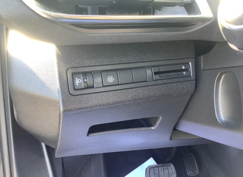 Peugeot 3008 Hybrid 136 e-DCS6 Allure Pack