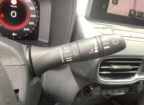 Nissan JUKE Nouveau HYBRID 143 N-Connecta
