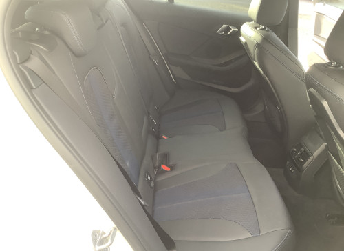 BMW SERIE 1 F40 118d 150 ch BVA8 M Sport