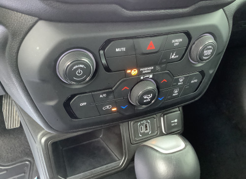 Jeep RENEGADE Nouveau 1.5 Turbo T4 130 ch BVR7 e-Hybrid Altitude