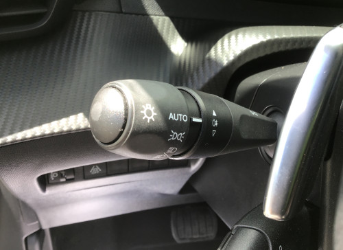 Peugeot 208 PureTech 100 S&S EAT8 Allure Pack
