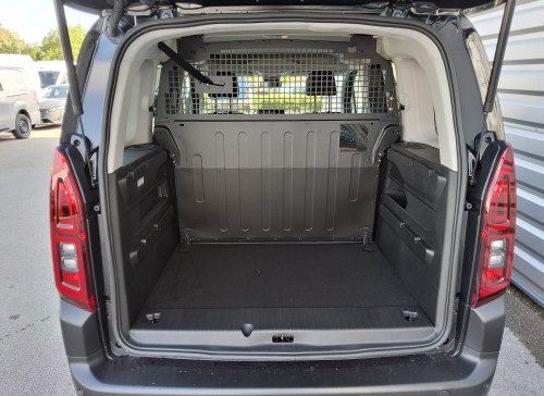 Citroën BERLINGO Taille M BlueHDi 130 S&S EAT8 Plus - N1