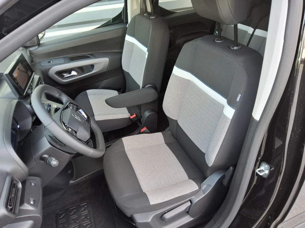 Citroën BERLINGO Taille M BlueHDi 130 S&S EAT8 Plus - N1