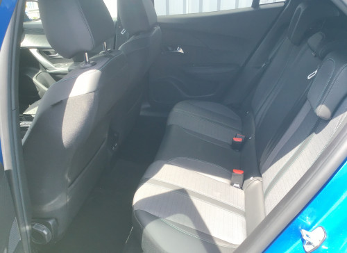 Peugeot 2008 PureTech 130 S&S EAT8 Allure