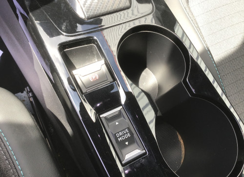 Peugeot 2008 PureTech 130 S&S EAT8 Allure