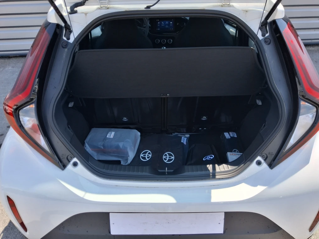 Toyota AYGO X 1.0 VVT-i 72 Dynamic