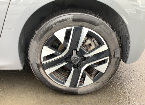 Peugeot 208 Nouvelle 100 S&S BVM6 Allure