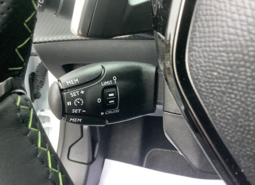 Peugeot 208 Nouvelle Hybrid 100 e-DCS6 GT