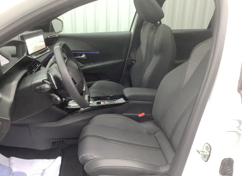 Peugeot 208 Nouvelle Hybrid 100 e-DCS6 GT