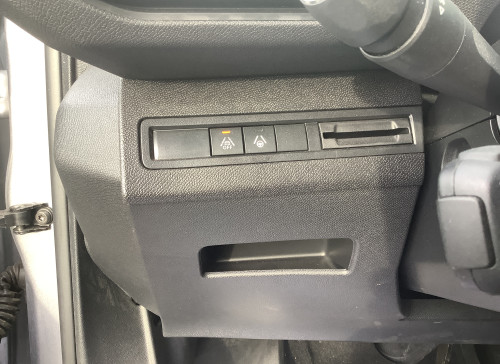 Peugeot 3008 Hybrid 136 e-DCS6 GT