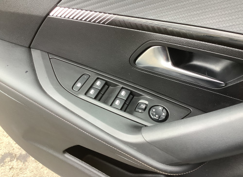 Peugeot 2008 Nouveau 130 S&S EAT8 Allure