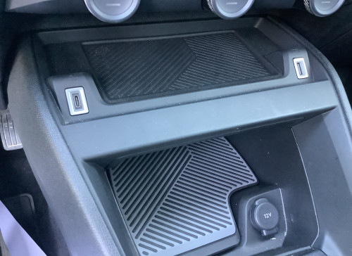 Citroën C4 Hybride 136 e-DCS6 Plus