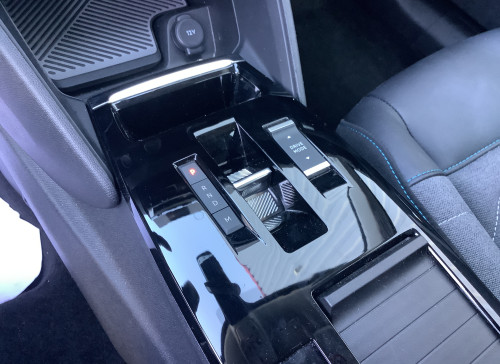 Citroën C4 Hybride 136 e-DCS6 Plus