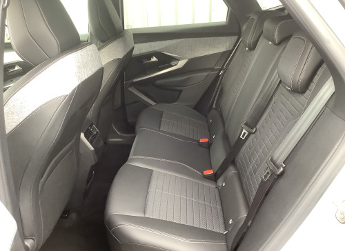 Peugeot 3008 Nouveau Hybrid 145 e-DCS6 Allure