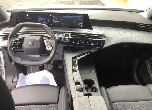 Peugeot 3008 Nouveau Hybrid 145 e-DCS6 Allure