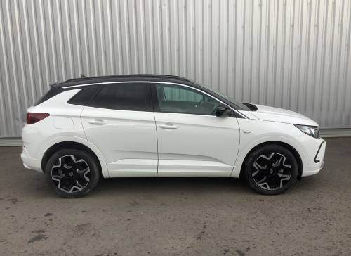 Opel GRANDLAND 1.5 Diesel 130 ch BVA8 Ultimate