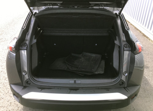 Peugeot 2008 PureTech 100 S&S BVM6 Active
